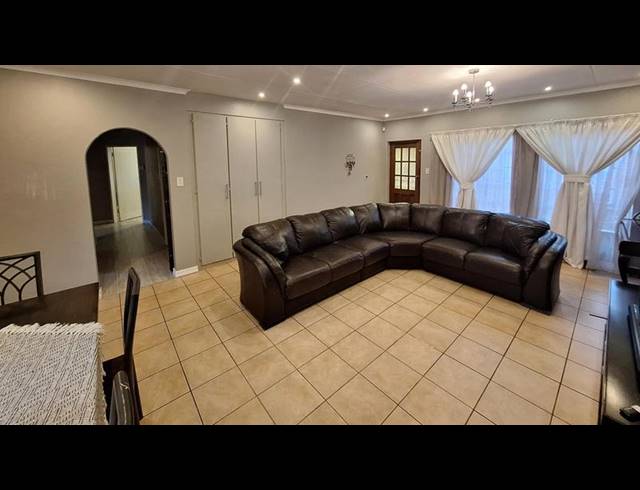 3 BEDROOM TOWNHOUSE FOR SALE IN WIERDA PARK